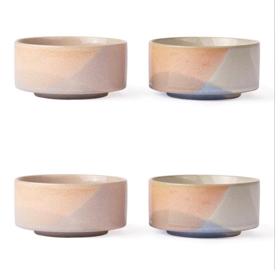 4 bowls in soft pastel colors