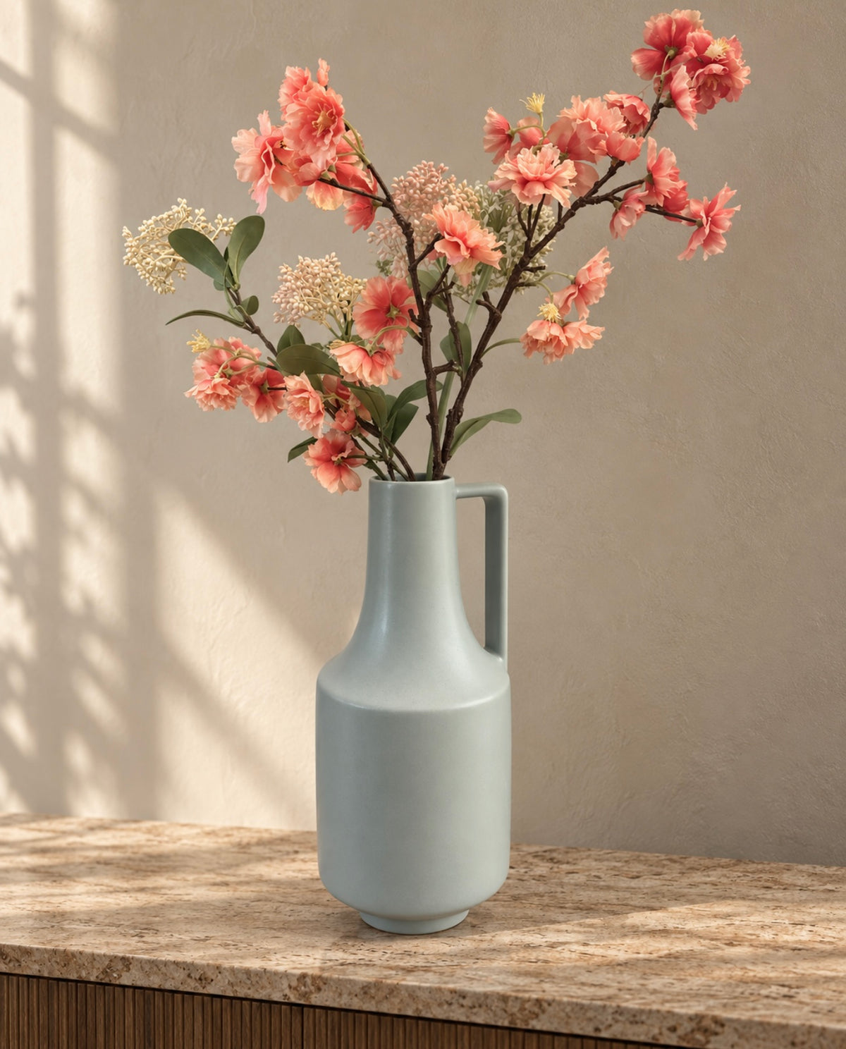 Vase with handle