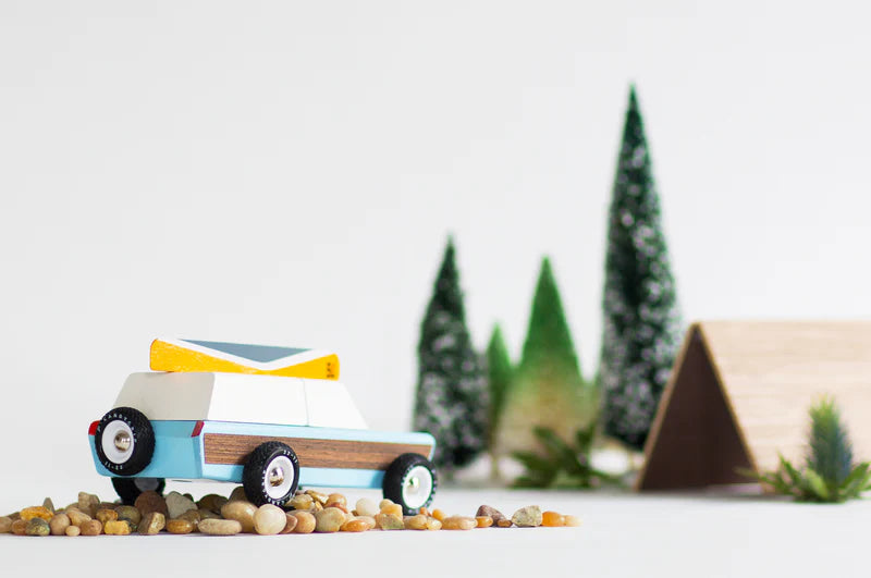 collectable wooden toy car Pioneer with canoe