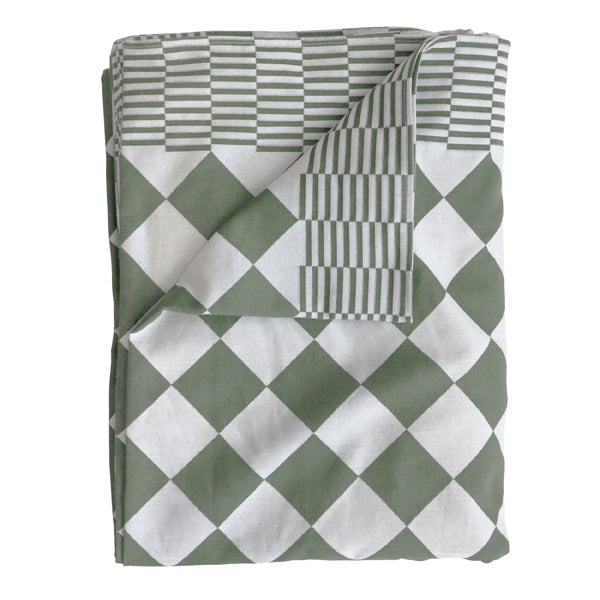 traditional Dutch green and white checkered tablecloth
