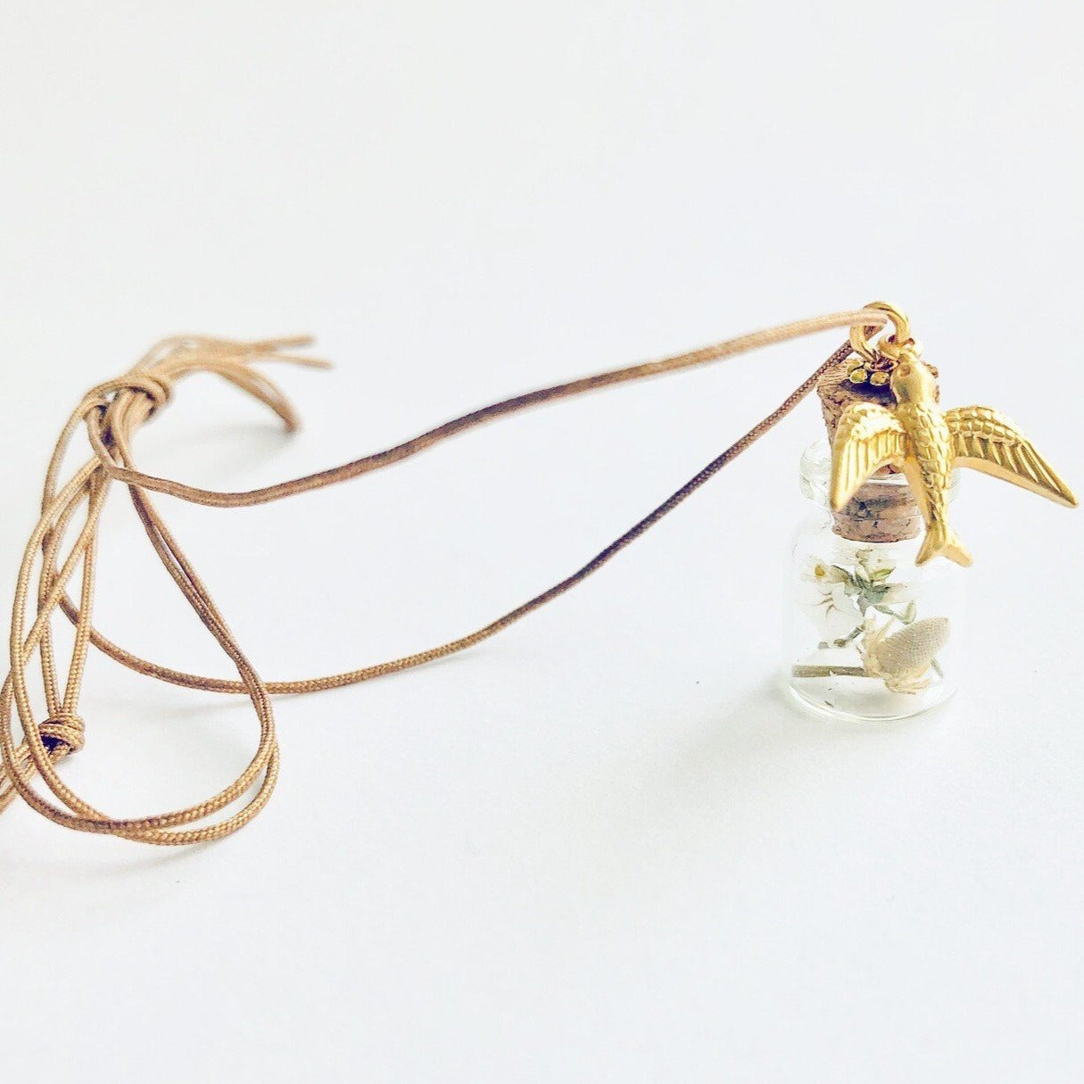 Botanical mini bottle cord